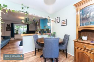 Dining room- click for photo gallery